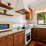 Villa Aveiros By